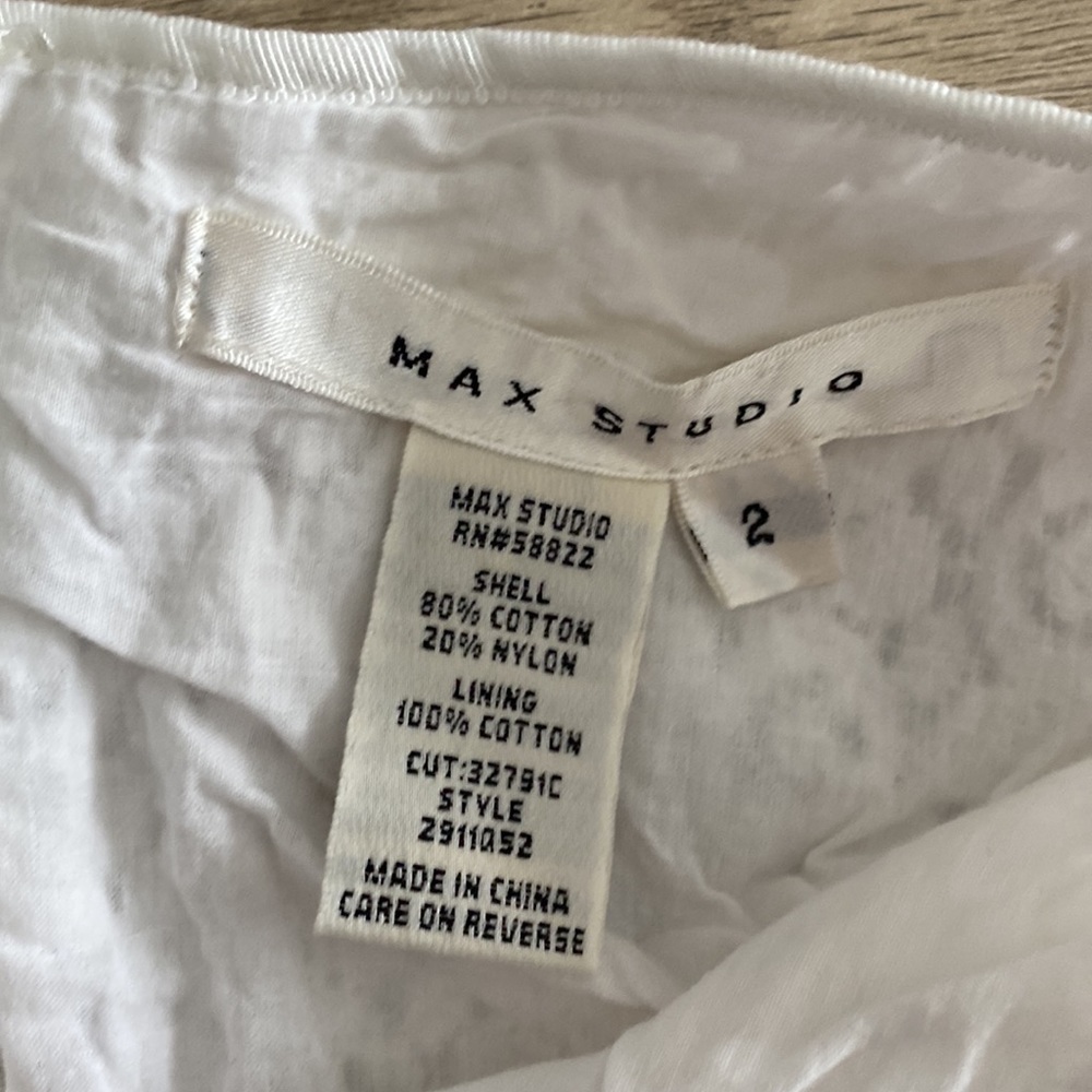 MAX STUDIO white lace fitted peplum dress size 2 shift sheath work - Picture 2 of 3